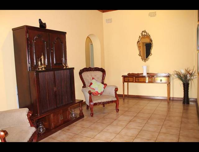 3 BEDROOM HOUSE FOR SALE IN KENSINGTON